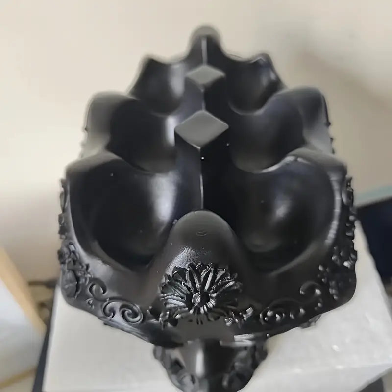 Skull Head Egg Holder - Resin Decoration
