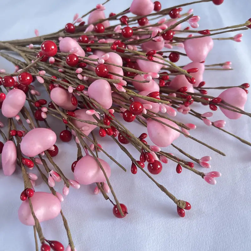 8pcs Heart-shaped Pink and Red Berry Stems