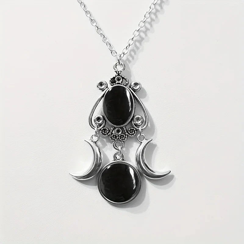 Charming Triple Moon Goddess Pendant Necklace (Black)
