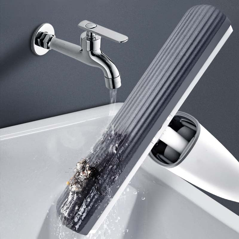 Automatic Self-Wringing Mop