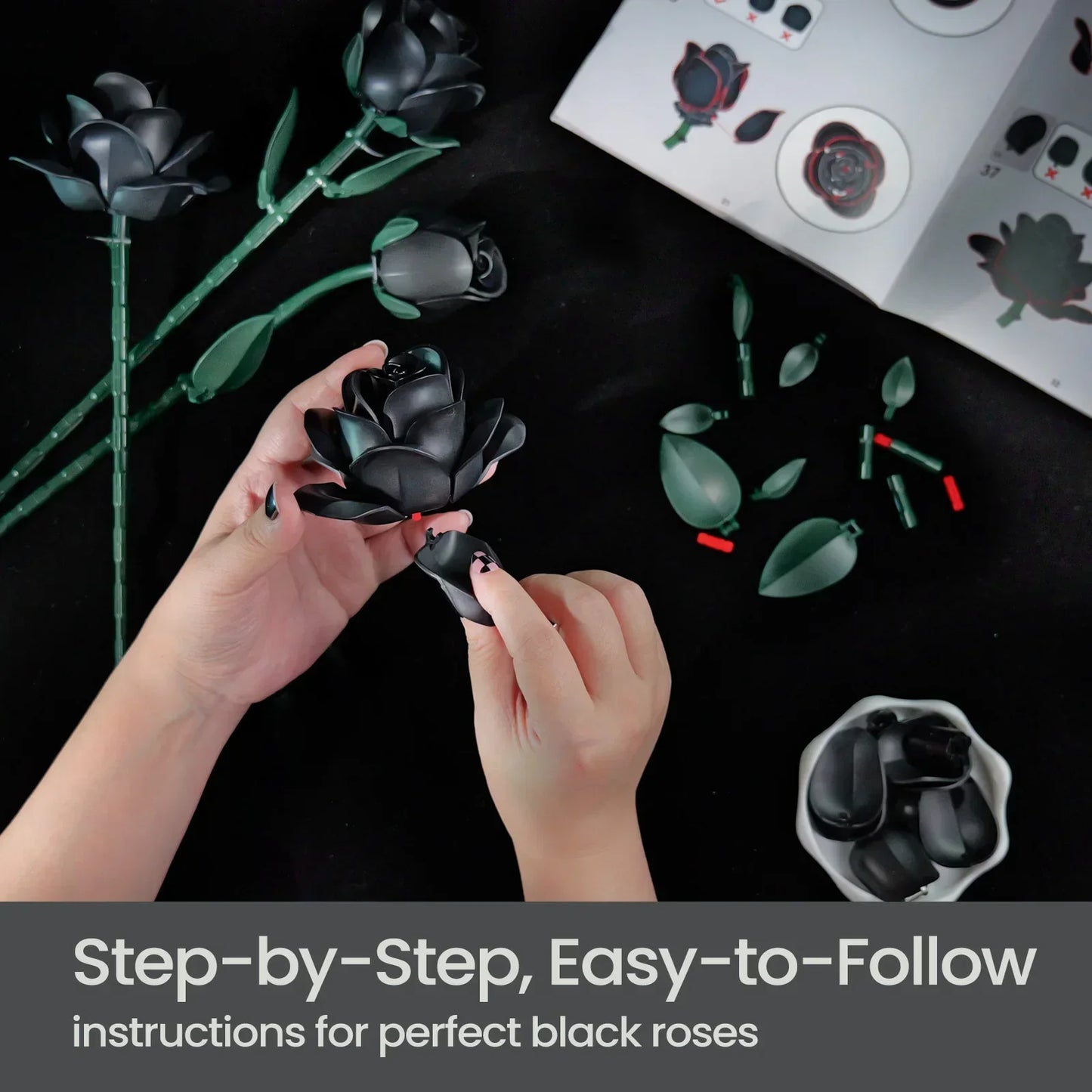 Black Rose Building Block Set Gothic Bouquet (12 PCS)