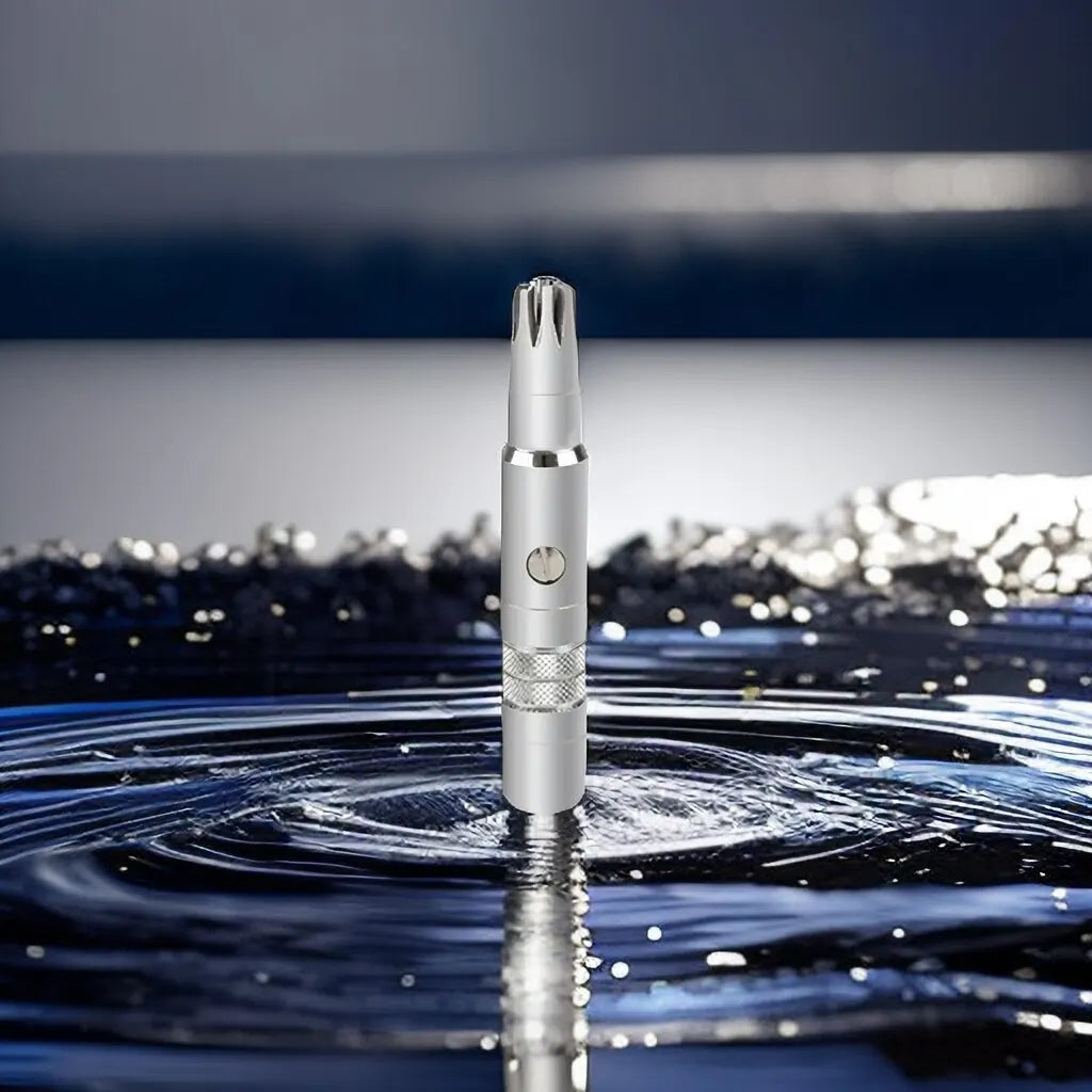 Smooth And Clean Stainless Steel Manual Nose Hair Trimmer for Men Silver
