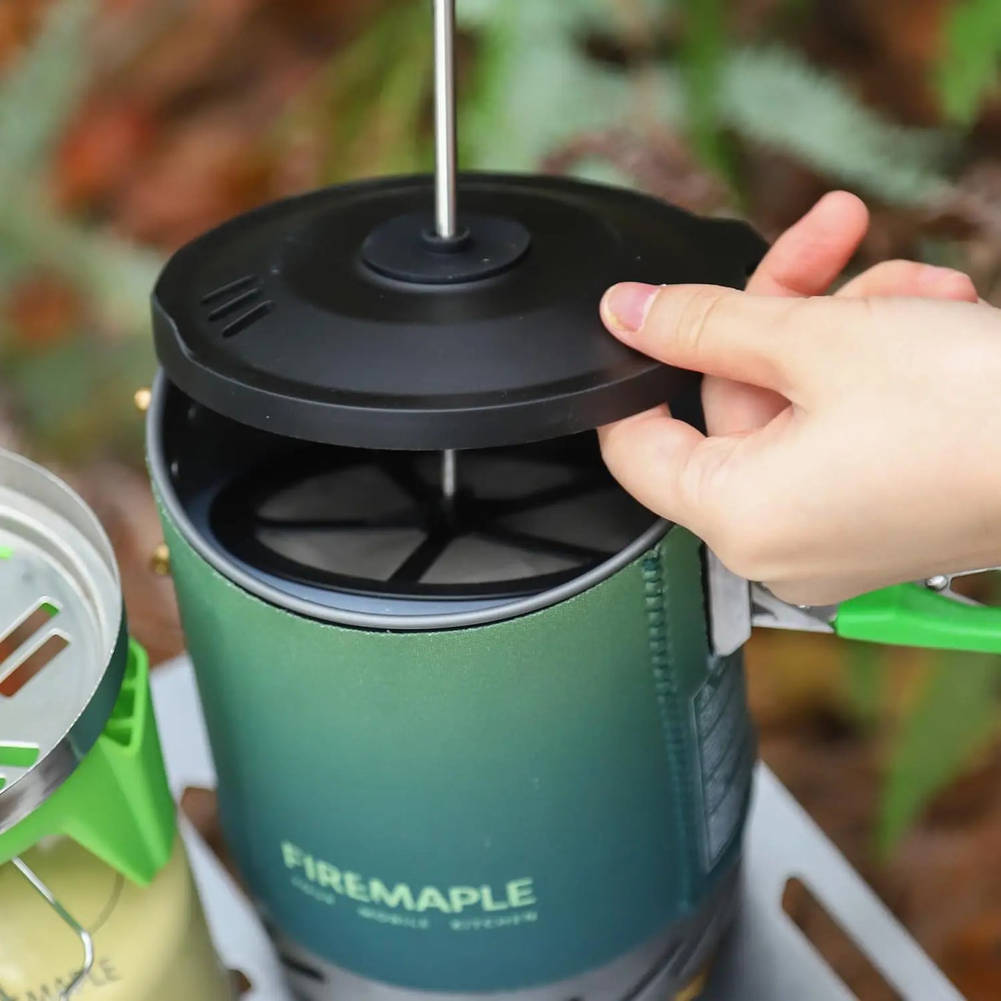 2200W Outdoor Gas Cooking System Green