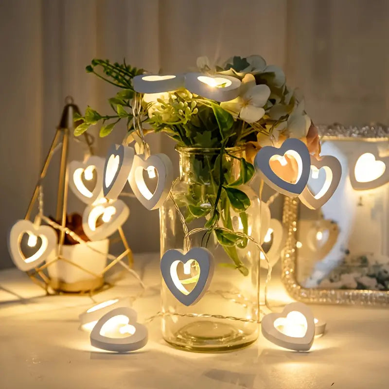 Romantic LED Heart-Shaped Wooden String Lights - 10 Lights, 4.9ft, Battery-Power(Warm White)ed