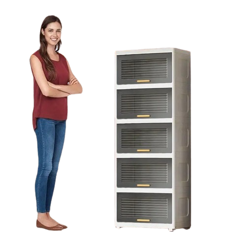 Door-Enclosed Plastic Storage Solution