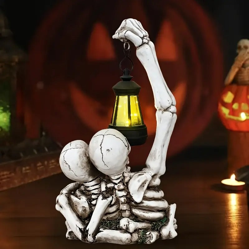Solar Couple Skull Lantern Statue