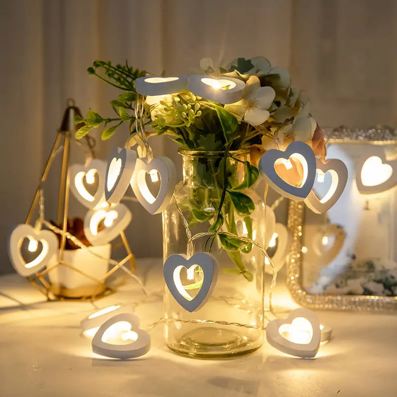 Romantic LED Heart-Shaped Wooden String Lights - 10 Lights, 4.9ft, Battery-Power(Warm White)ed
