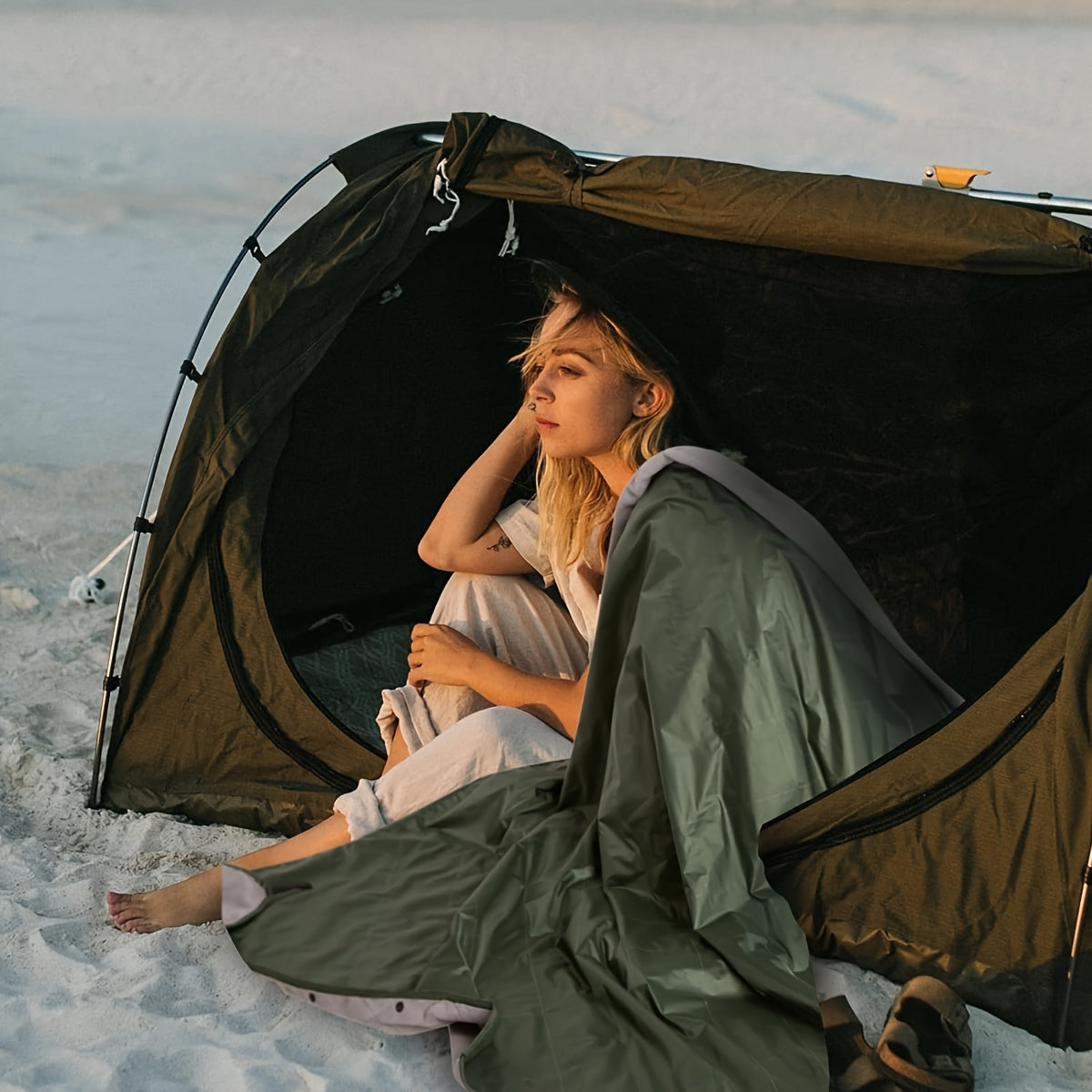 Outdoor Stadium Blanket Thick Warm Windproof Camping