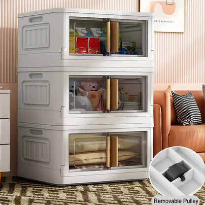 Decluttering made easy with the help of a transparent folding storage box