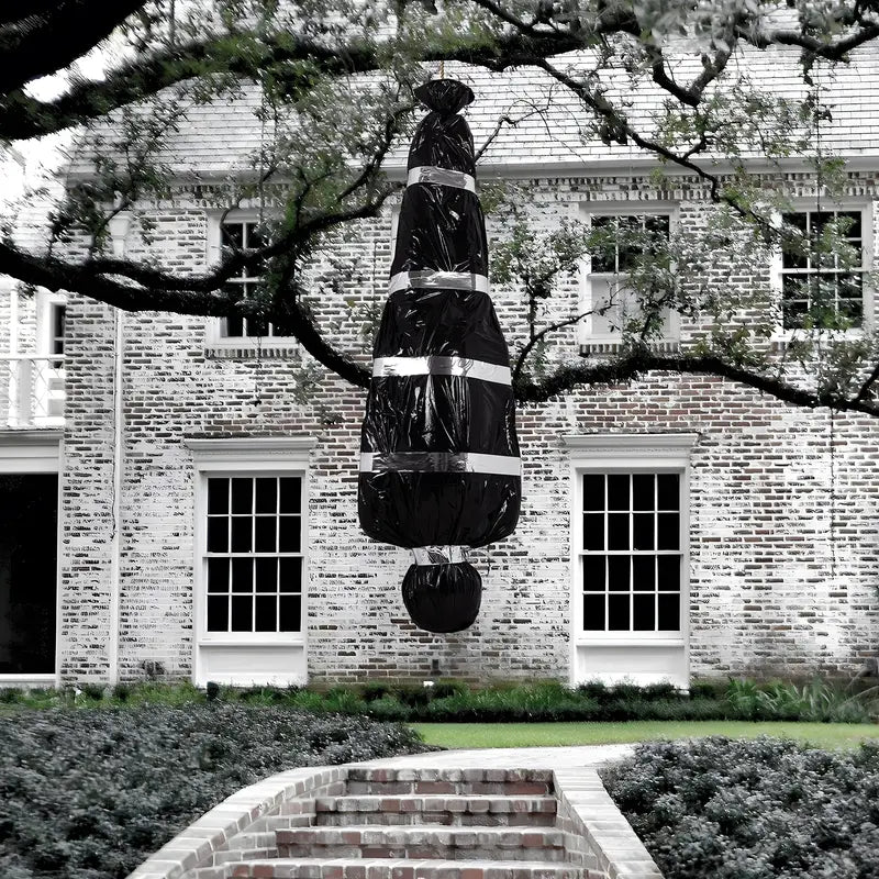 Bag of Dread: Unveiling the Terrifying Surprise Inside