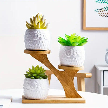 Display your favorite blooms in style with this freestanding flower pot stand