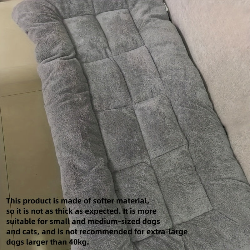 Extra-Large Plush Dog Sofa Bed with Non-Slip Base