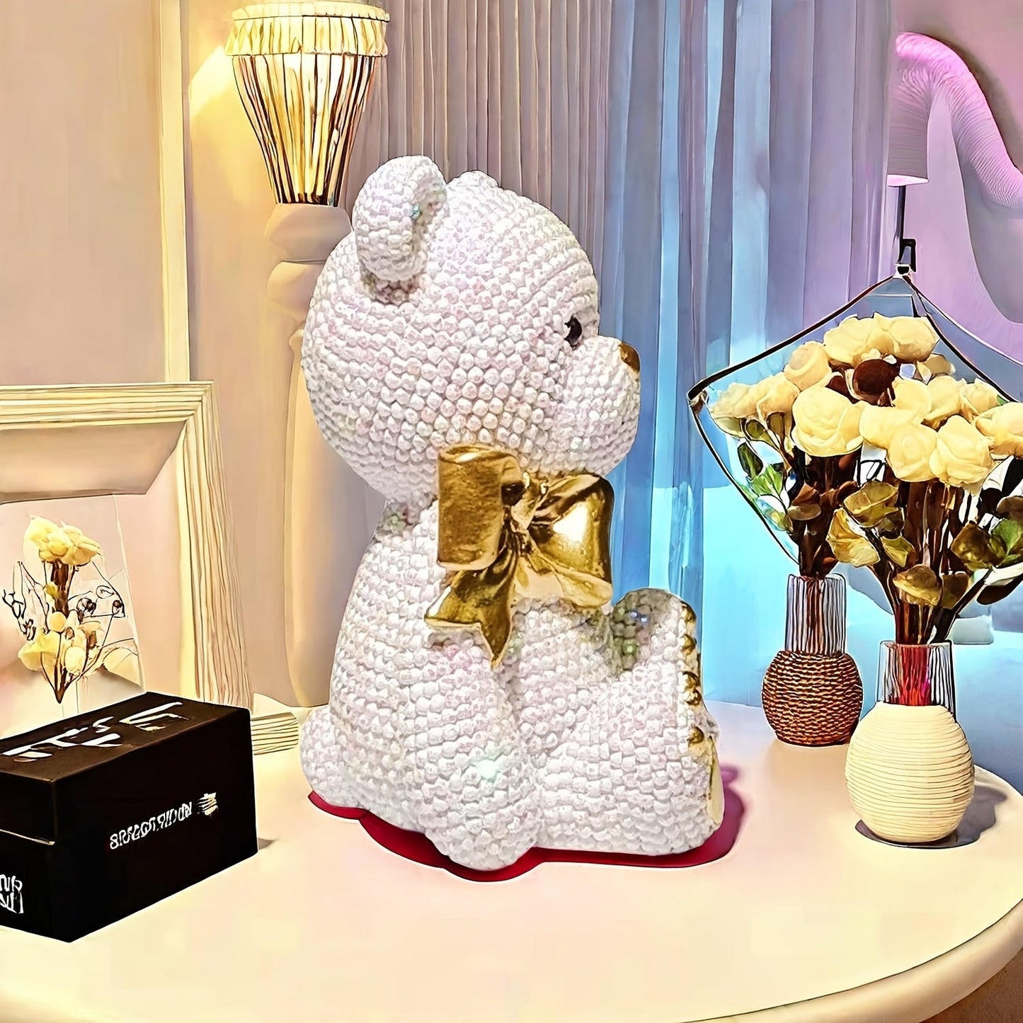 Cute Resin Bear Statue for Room Decor