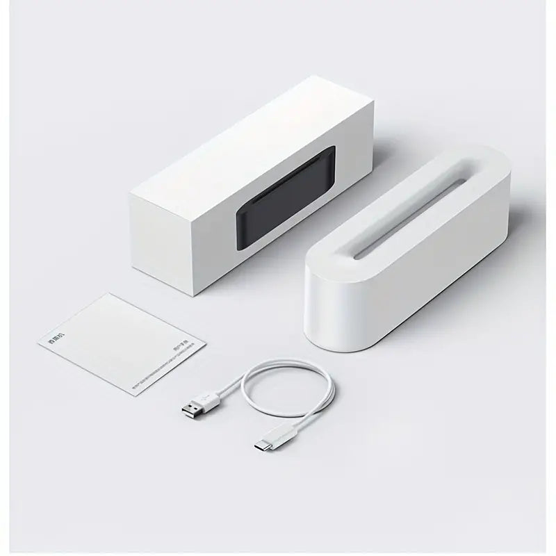 Mini USB-Powered Color-Changing Flame Aroma Diffuser & Cool Mist Humidifier - White