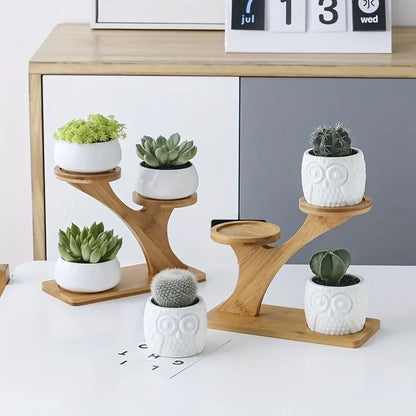 Display your favorite blooms in style with this freestanding flower pot stand