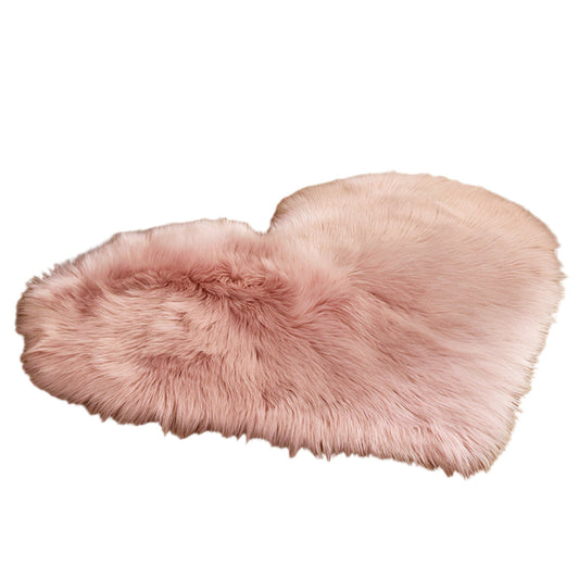 Plush Pink Heart-Shaped Area Mat