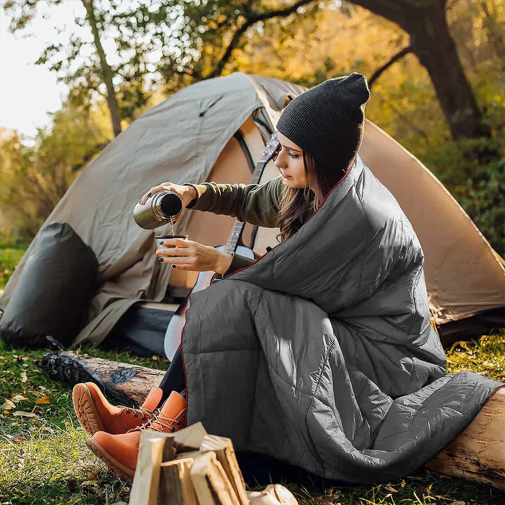 Portable Camping Quilt Travel Blanket for Outdoor Adventure