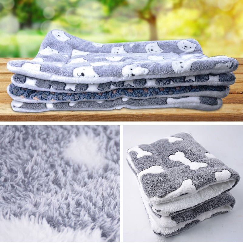 Pet Blanket Dog Bed Cat Mat Flannel Thickened Accessories Keep Warm In Winter Sleeping For Sofa Cushion Home Rug Supplies