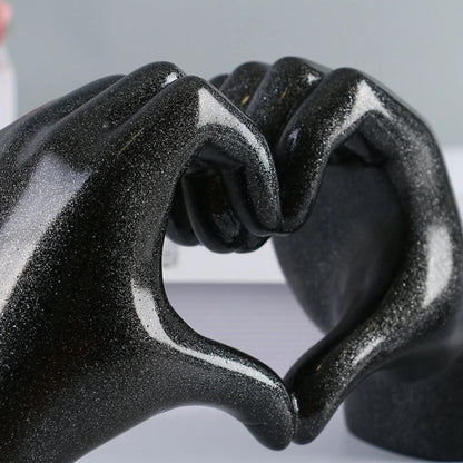Nordic Style Heart Gesture Sculpture Resin Abstract Hand Love Statue Figurines Wedding Home Living Room Desktop Ornaments