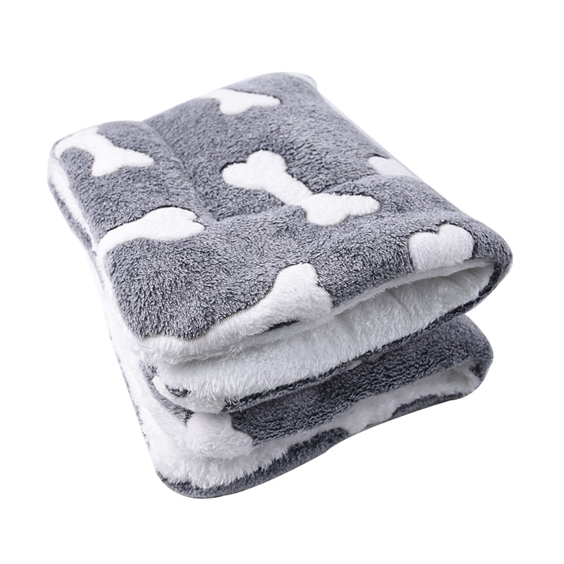 Pet Blanket Dog Bed Cat Mat Flannel Thickened Accessories Keep Warm In Winter Sleeping For Sofa Cushion Home Rug Supplies