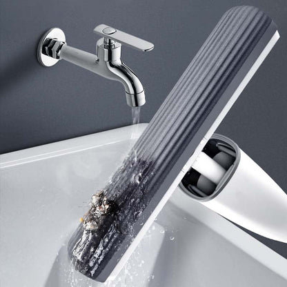 Automatic Self-Wringing Mop