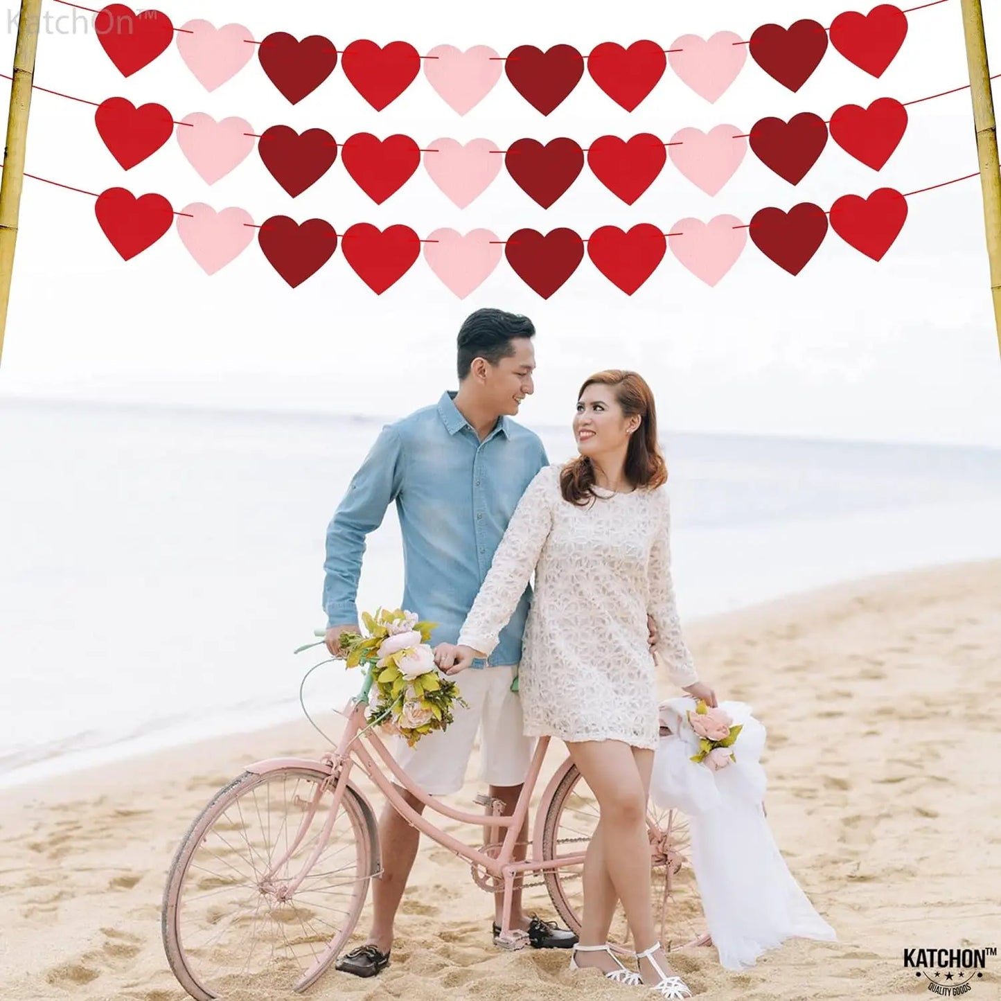 Festive Love - 4pcs Pre-Assembled Felt Heart Garland Banner for Valentine's Day Deco