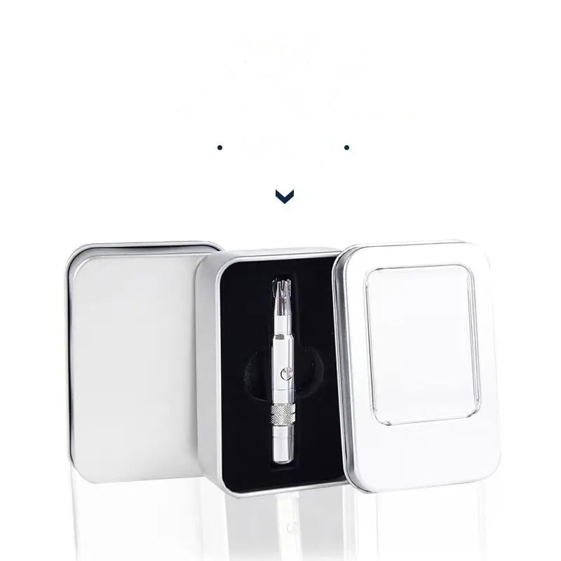 Smooth And Clean Stainless Steel Manual Nose Hair Trimmer for Men Silver