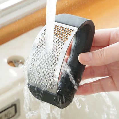 Garlic Press Crusher – Effortless Garlic Mincer