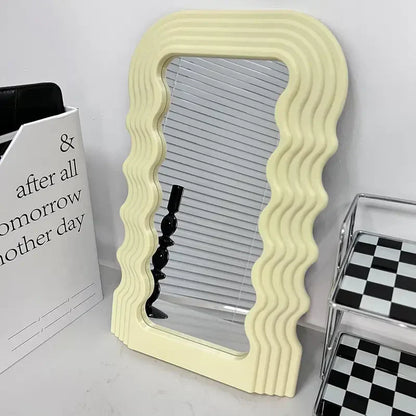 Aesthetic Wall Mounted Mirror With Wave Pattern Frame