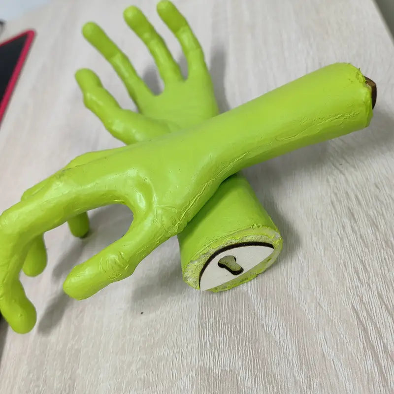 1pc Green Eyes Alien Moto