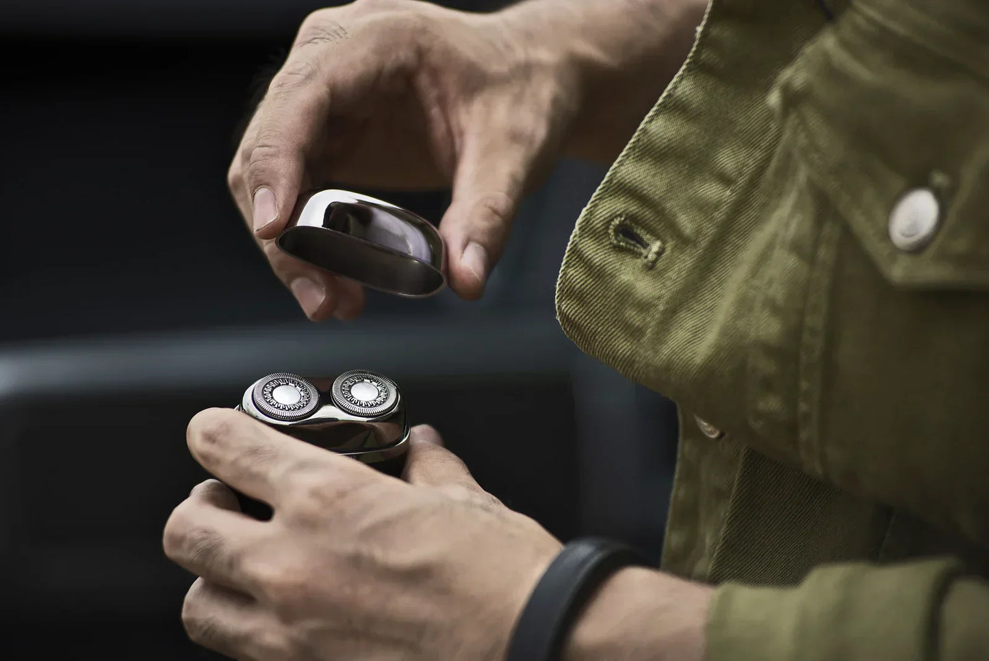 Portable Mini Electric Shaver